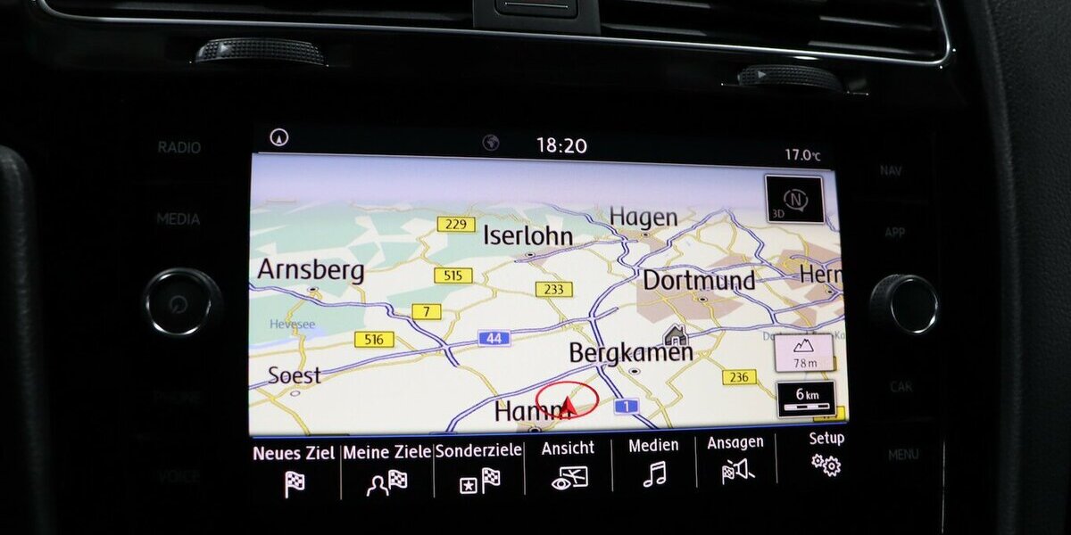 VW Golf VII 1.5 TSI HIGHLINE R-LINE SPORT BLACK LED 192.000 km 11.444 &euro; Hamm 59077