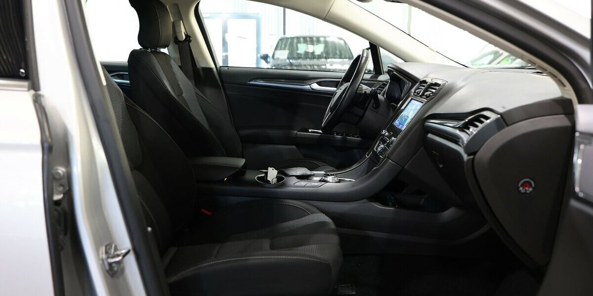 Ford Mondeo TUNIER 2.0 ECOBLUE TITANIUM / LED / AHK 145.000 km 17.111 &euro; Hamm 59077