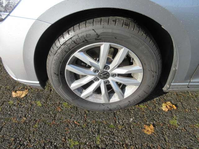 VW Passat Variant Business 2.0 TDI DSG NAVI AHK KAMER 168.000 km 19.699 &euro; Bergkamen 59192