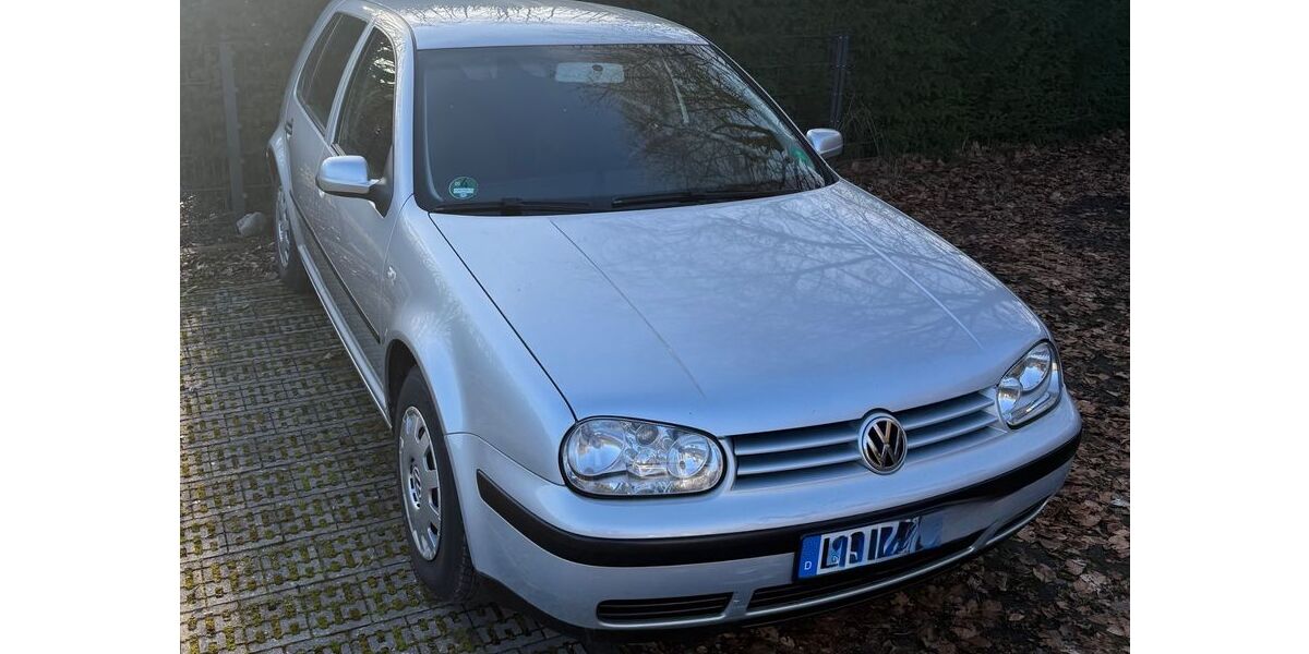 VW Golf 178.932 km 2.199 &euro; Werne 59368
