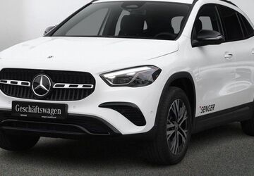 Mercedes-Benz GLA 180 9.900 km 42.895 &euro; Ahlen 59229