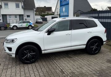 VW Touareg 282.000 km 17.500 &euro; Unna 59427