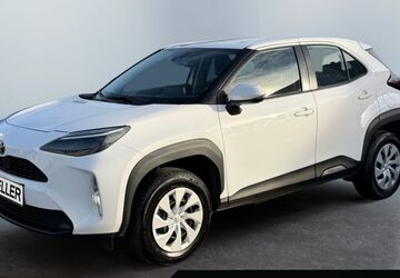 Toyota Yaris Cross 27.565 km 21.880 &euro; Hamm 59067