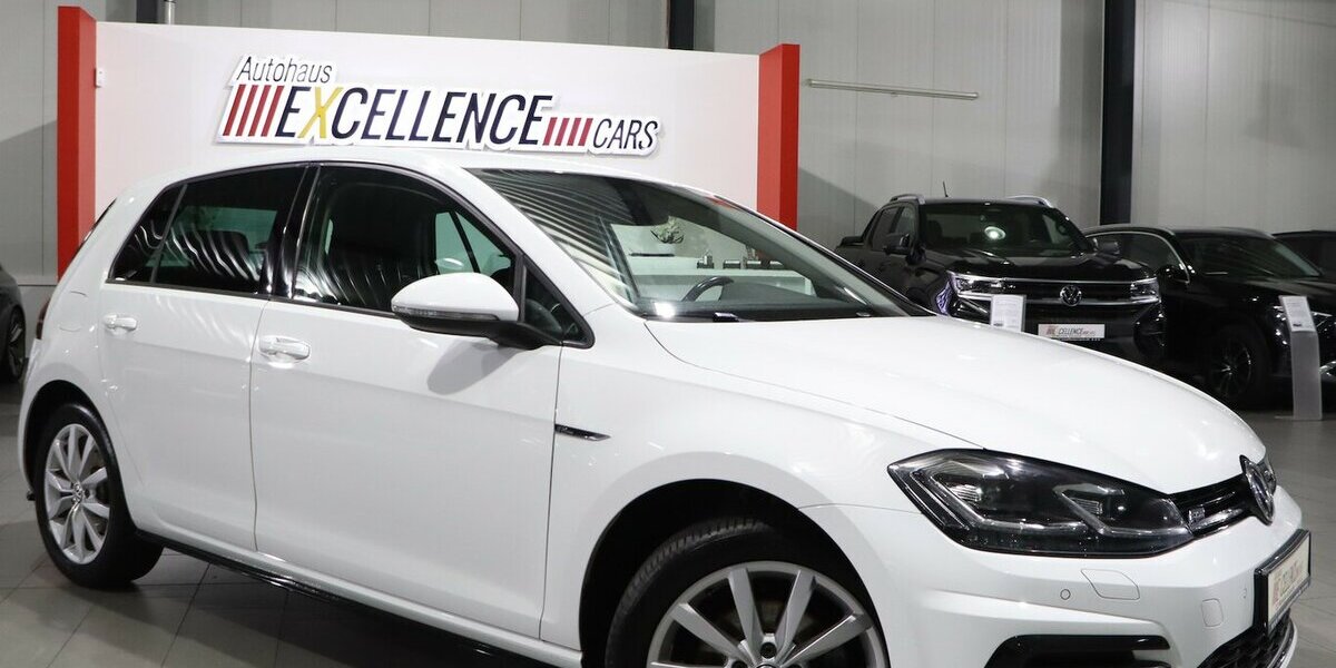 VW Golf VII 1.5 TSI HIGHLINE R-LINE SPORT BLACK LED 192.000 km 11.444 &euro; Hamm 59077
