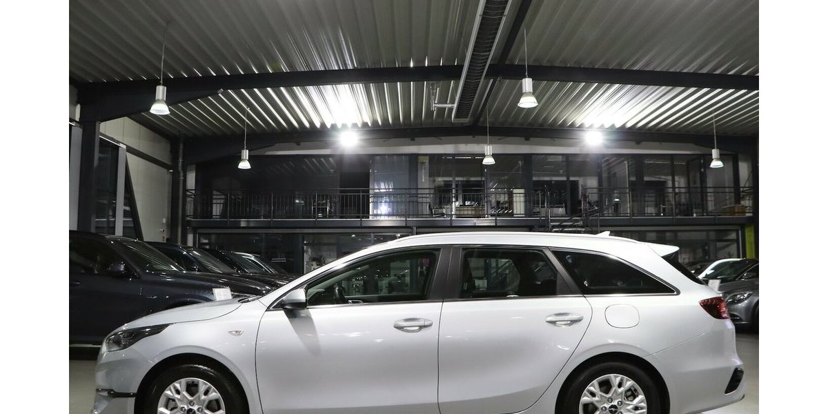 Kia cee´d Sportswagon 1.6 D VISION / 6.000-KM / TOP 6.000 km 22.888 &euro; Hamm 59077