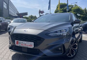 Ford Focus 58.158 km 17.590 &euro; Hamm 59067