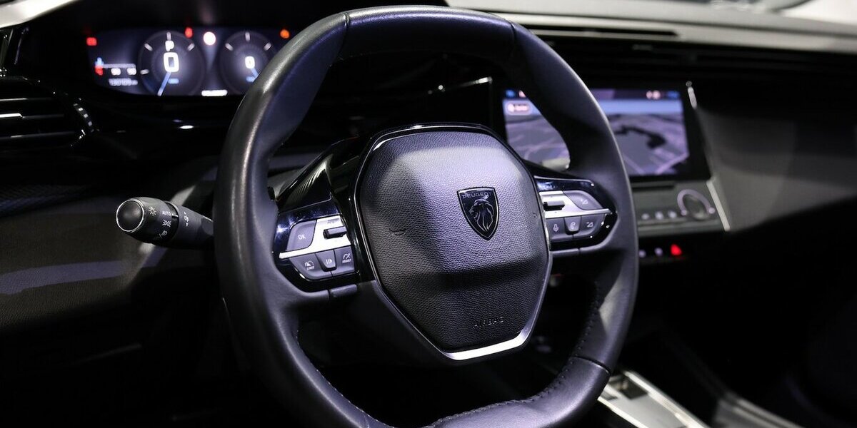 Peugeot 308 SW 130 BLUE-HDI ACTIVE PACK / I-COCKPIT, LED 130.000 km 15.308 &euro; Hamm 59077