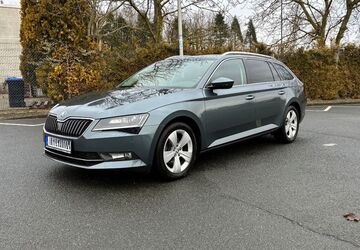 Skoda Superb 82.500 km 19.600 &euro; Hamm 59065