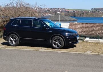 VW Tiguan 99.864 km 22.999 &euro; Bad Sassendorf 59505