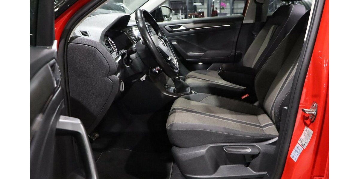 VW T-Roc 1.6 TDI STYLE / RED & BLACK / NAVI+KAMERA 100.000 km 15.111 &euro; Hamm 59077