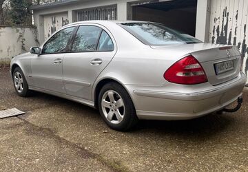 Mercedes-Benz E 220 302.000 km 3.850 &euro; Hamm 59063