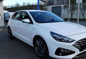 Hyundai i30 4.400 km 20.890 &euro; Selm 59379