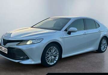 Toyota Camry 73.606 km 29.980 &euro; Hamm 59067