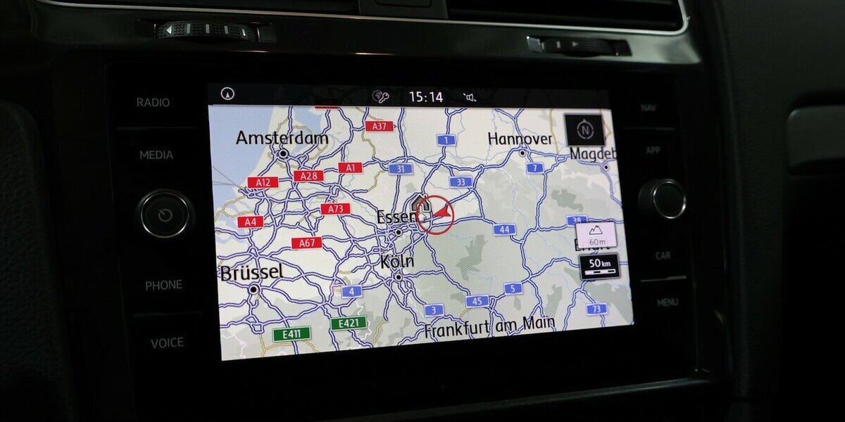 VW Golf Variant VII 1.6 TDI Comfortline DYNAUDIO 1H 152.000 km 13.444 &euro; Hamm 59077