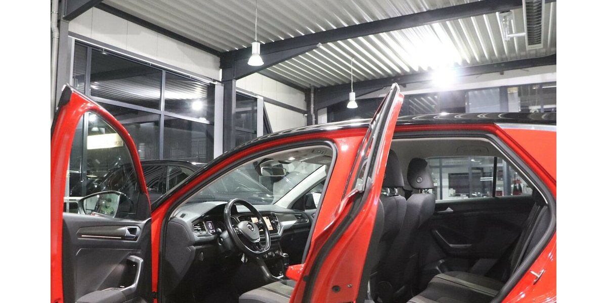 VW T-Roc 1.6 TDI STYLE / RED & BLACK / NAVI+KAMERA 100.000 km 15.111 &euro; Hamm 59077