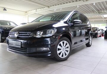 VW Touran 128.425 km 17.990 &euro; Oelde 59302