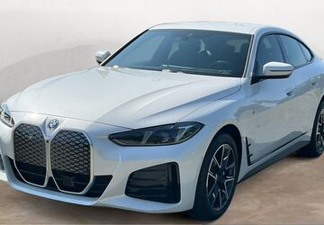 BMW i4 12.399 km 48.840 &euro; Werne 59368