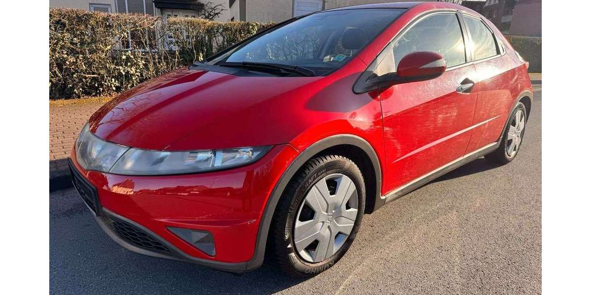 Honda Civic 178.000 km 2.250 &euro; Hamm 59077