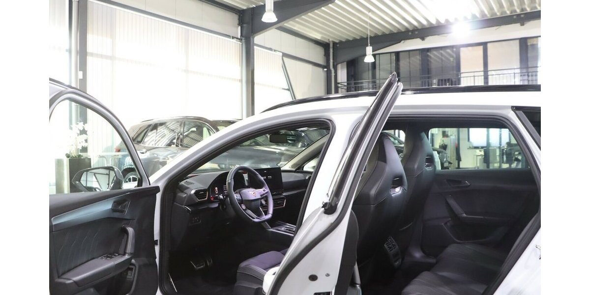 Cupra Leon ST 1.4 TSI DSG VZ e-Hybrid / MATRIX-LED / 6.000 km 31.991 &euro; Hamm 59077