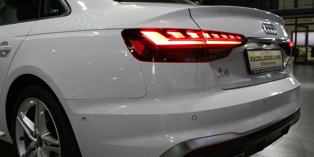 Audi A4 LIMOUSINE 40 TDI S-LINE / MATRIX-LED / 109.000 km 27.111 &euro; Hamm 59077