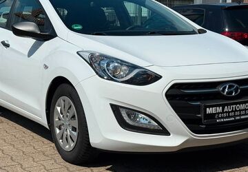 Hyundai i30 107.000 km 7.850 &euro; Hamm 59077
