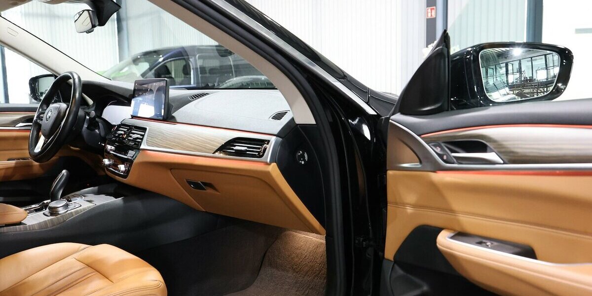 BMW 640 Gran Turismo d xDrive INNOVATION BLACK&BROWN 108.000 km 37.777 &euro; Hamm 59077