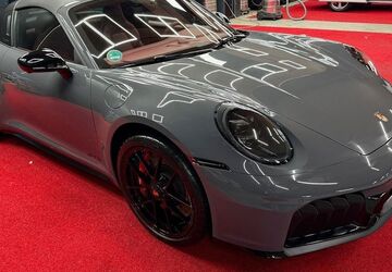 Porsche 992 18.900 km 189.992 &euro; Unna 59423