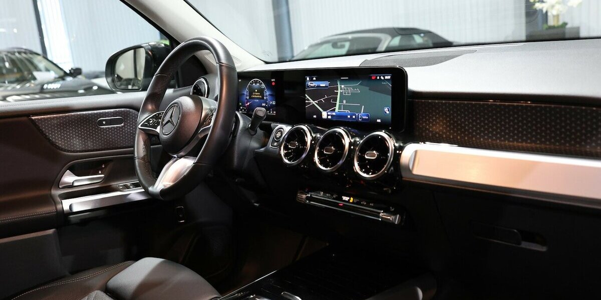 Mercedes-Benz GLB 200 d 4MATIC PROGRESSIVE-LINE SPORT WIDE 40.000 km 38.333 &euro; Hamm 59077