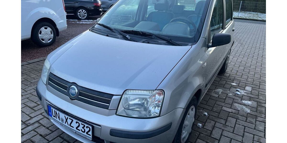 Fiat Panda 73.124 km 2.850 &euro; Fröndenberg 58730