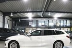 BMW 330e Touring Advantage / VOLL-LEDER-SPORT / LED 95.000 km 24.577 &euro; Hamm 59077