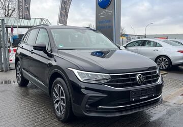 VW Tiguan 29.605 km 29.999 &euro; Werl 59457