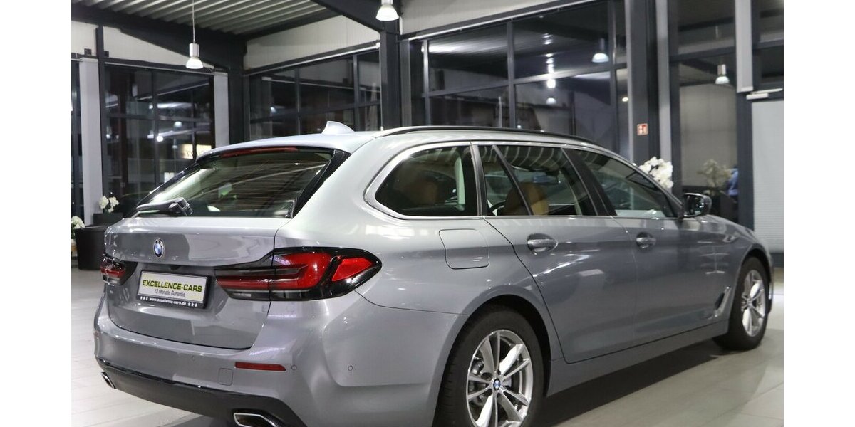 BMW 520d Touring xDrive BUSINESS / GREY & BROWN / 73.000 km 31.555 &euro; Hamm 59077