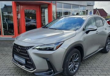 Lexus NX 350h 21.650 km 49.290 &euro; Beckum 59269