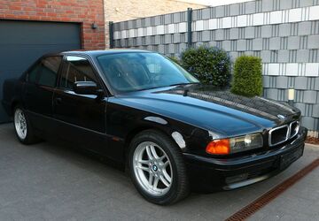BMW 735 262.000 km 15.699 &euro; Lünen 44532