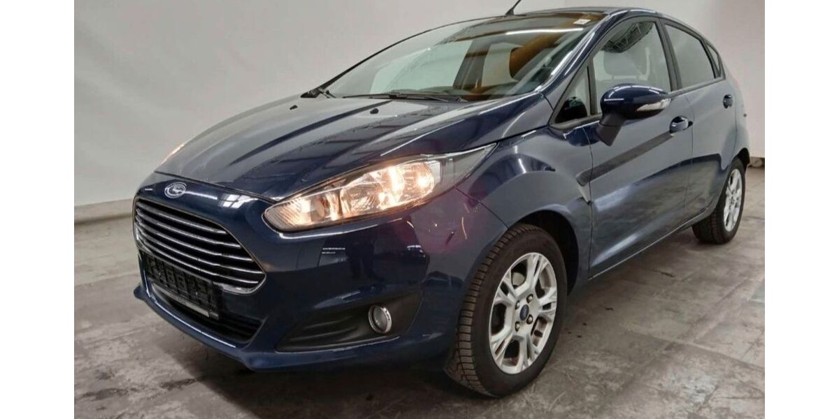 Ford Fiesta 104.530 km 5.950 &euro; Hamm 59067