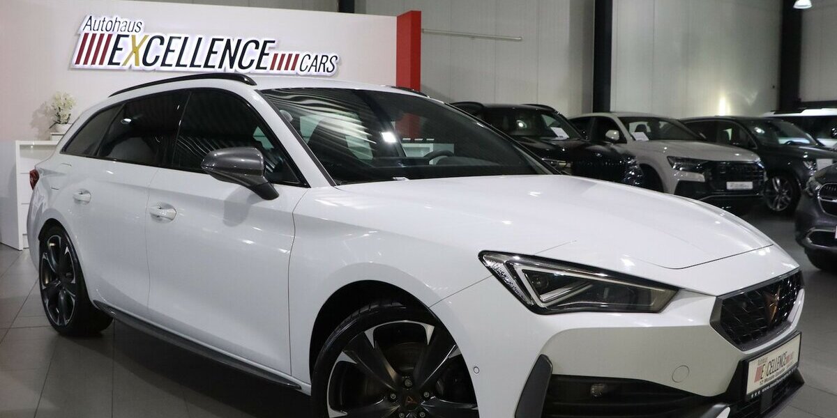 Cupra Leon ST 1.4 TSI DSG VZ e-Hybrid / MATRIX-LED / 6.000 km 31.991 &euro; Hamm 59077