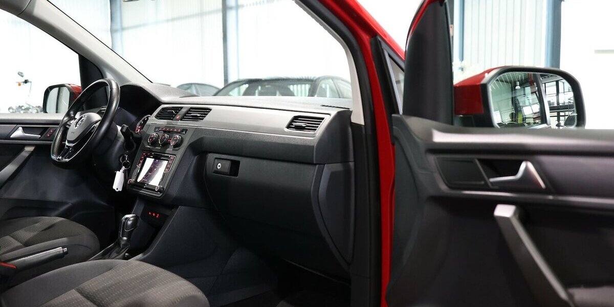 VW Caddy Maxi 1.4 TSI DSG Comfortline / 7-SITZER / 58.000 km 28.444 &euro; Hamm 59077
