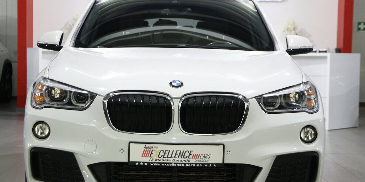 BMW X1 sDrive 18d M-SPORT SHADOW PANORAMA, LED, H/K 186.000 km 16.111 &euro; Hamm 59077