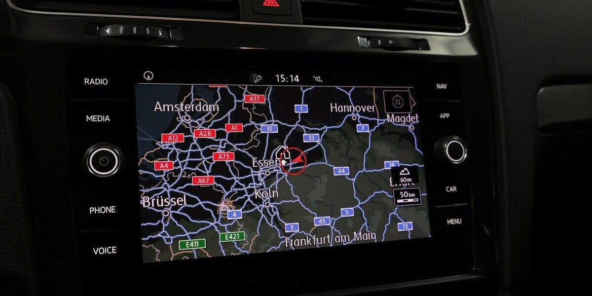 VW Golf Variant VII 1.6 TDI Comfortline DYNAUDIO 1H 152.000 km 13.444 &euro; Hamm 59077