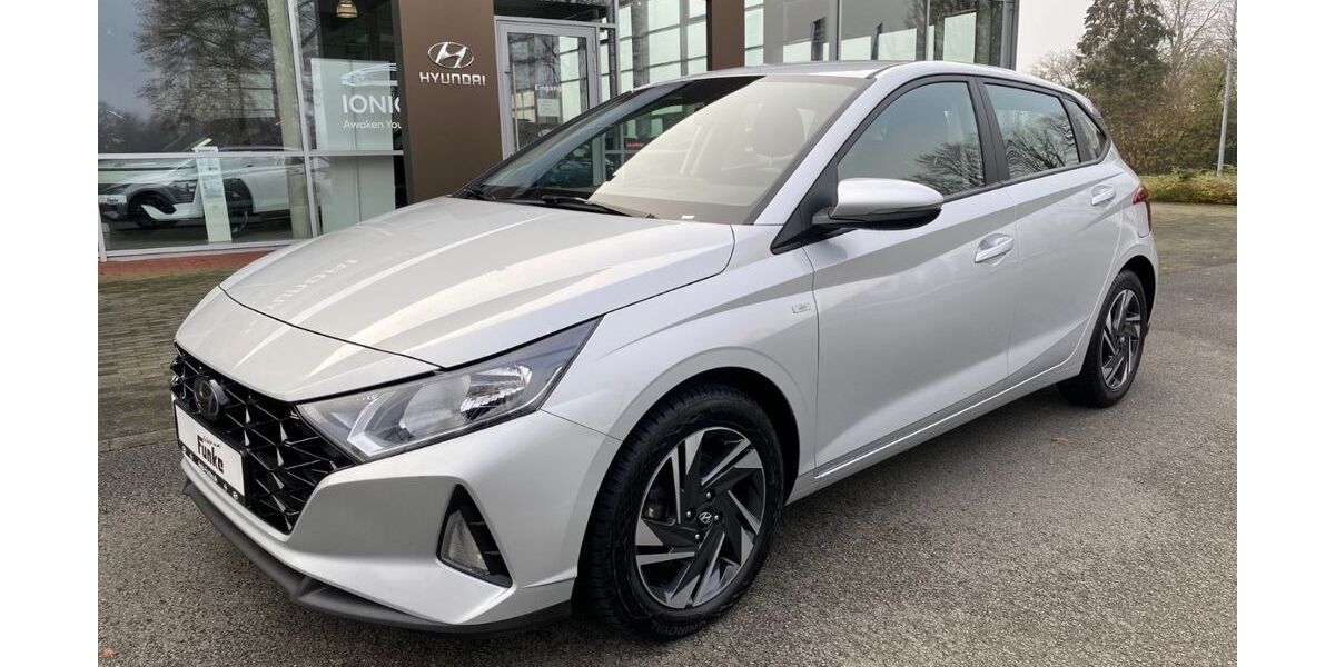 Hyundai i20 49.330 km 15.850 &euro; Ahlen 59229