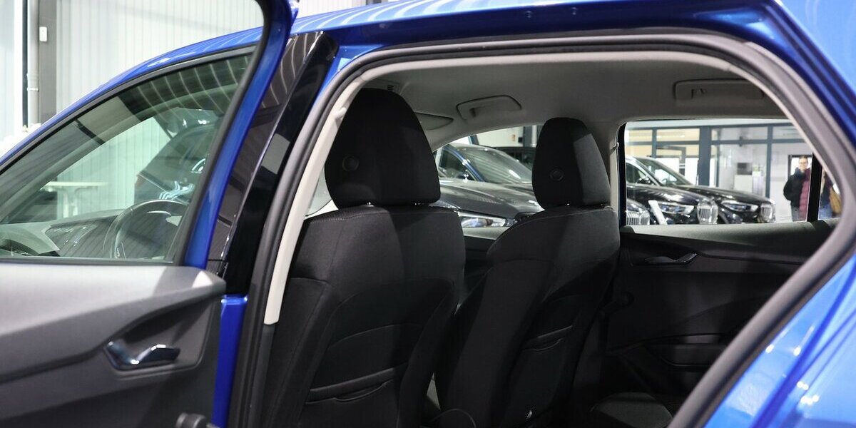 Skoda Fabia 1.0 TOUR RACE BLUE / LED / GROßES-DISPLAY 55.000 km 12.991 &euro; Hamm 59077