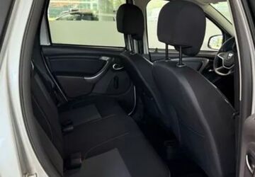 Dacia Duster 82.000 km 7.976 &euro; Menden 58710