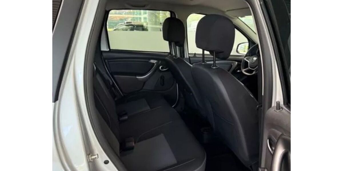 Dacia Duster 82.000 km 7.976 &euro; Menden 58710