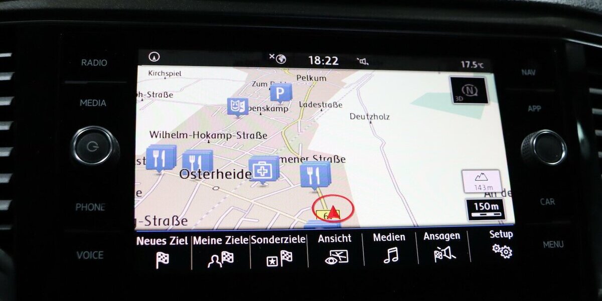 VW T-Roc 1.6 TDI STYLE / RED & BLACK / NAVI+KAMERA 100.000 km 15.111 &euro; Hamm 59077