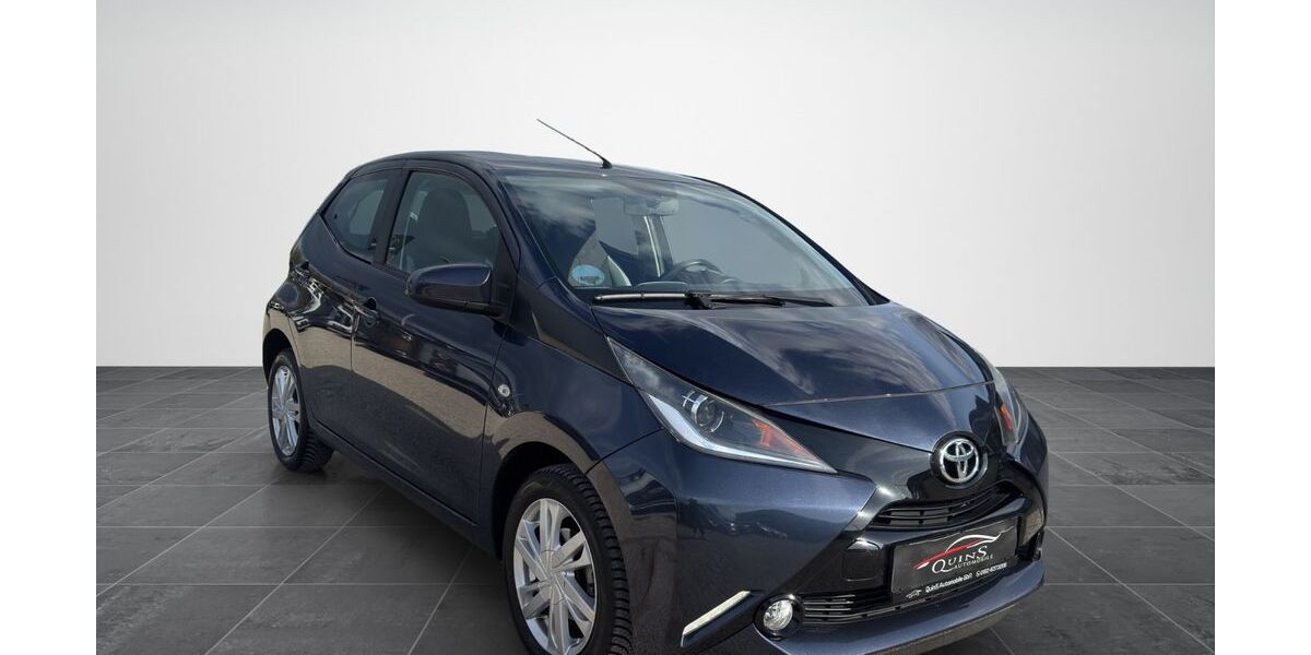 Toyota Aygo (X) 45.932 km 7.890 &euro; Everswinkel 48351