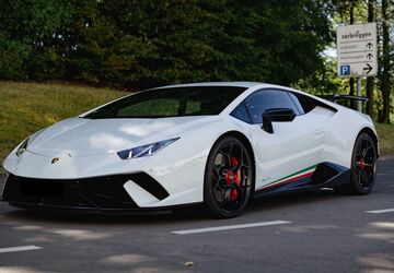 Lamborghini Huracán 15.900 km 278.000 &euro; Unna 59423