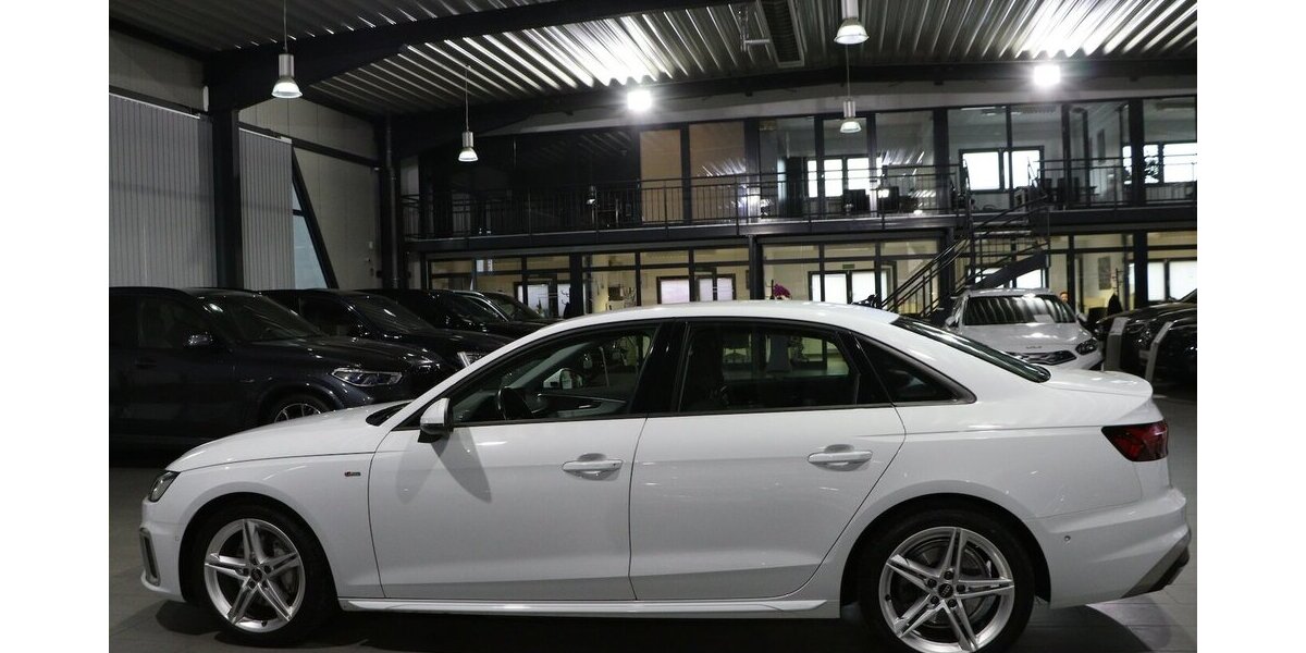 Audi A4 LIMOUSINE 40 TDI S-LINE / MATRIX-LED / 109.000 km 27.111 &euro; Hamm 59077