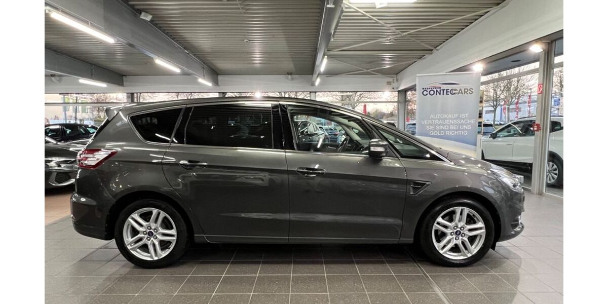 Ford S-Max 106.838 km 22.900 &euro; Werl 59457