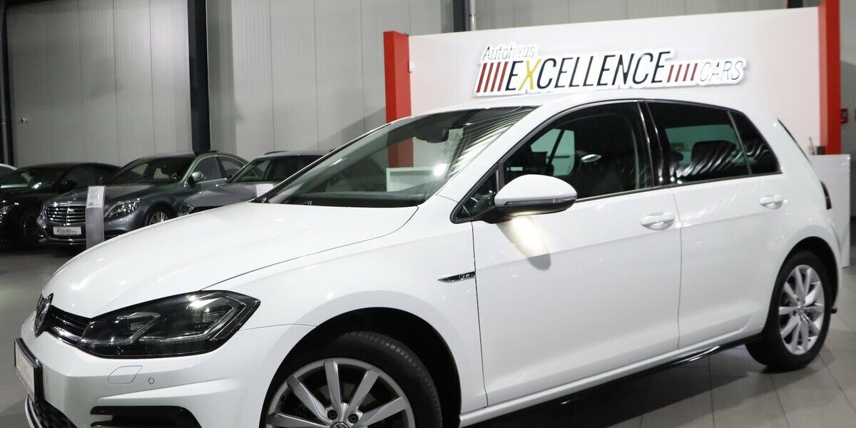 VW Golf VII 1.5 TSI HIGHLINE R-LINE SPORT BLACK LED 192.000 km 11.444 &euro; Hamm 59077