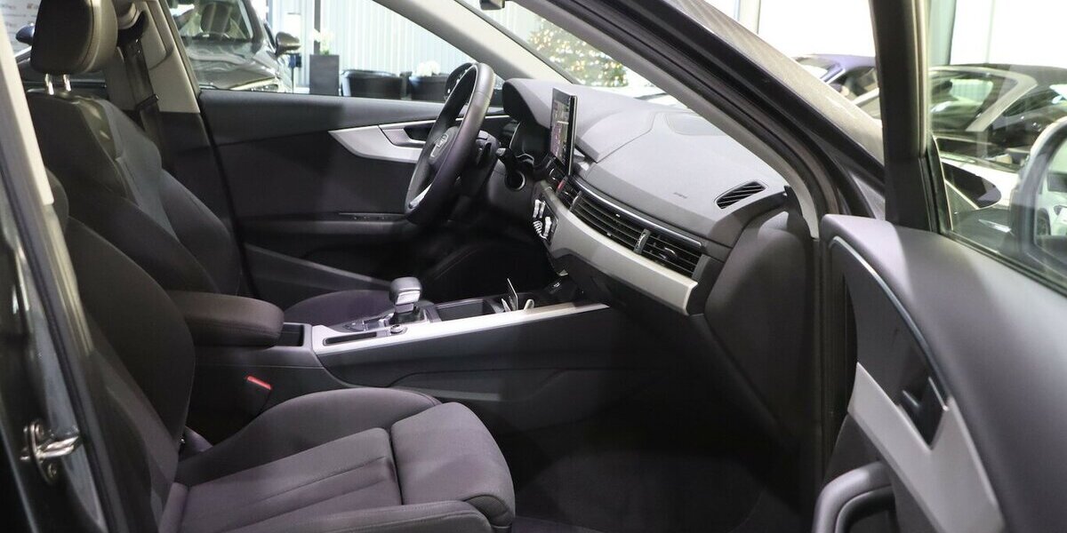 Audi A4 Avant 40 TDI S-LINE BLACK SPORT / 1.HAND, LED 182.000 km 22.777 &euro; Hamm 59077